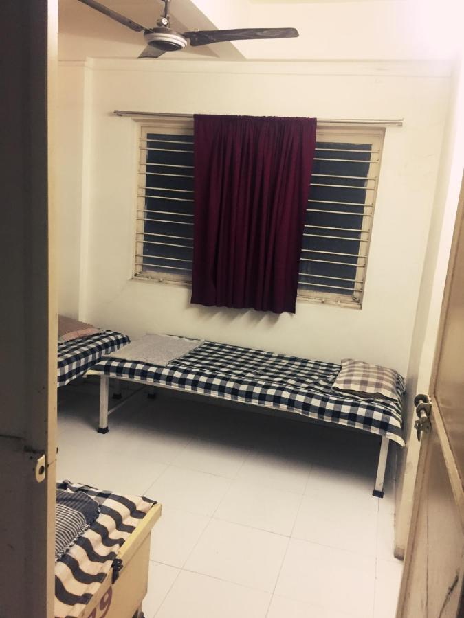 Shree Balaji Guest House Nashik Værelse billede